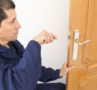 Town Center Locksmith Shop Bergenfield, NJ 201-402-2682 Town Center Locksmith Shop Bergenfield, NJ 201-402-2682